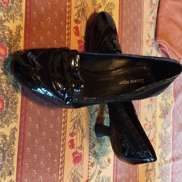 Etienne Aigner pumps - Picture 2 of 7